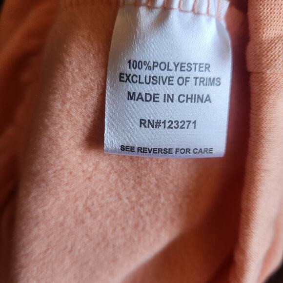 Cult Favorite Hoodie NWT featuring Colorado Size Large - Picture 3 of 5